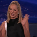 Zapping : Sharon Stone rejoue la fameuse scène de "Basic Instinct" dans un late show