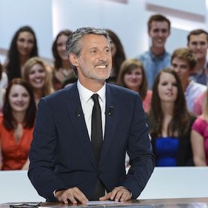 Libération tacle le nouveau "Grand Journal de Canal+"