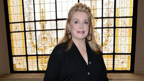 Catherine Deneuve : "Alain Delon se croit détenteur de la vérité"