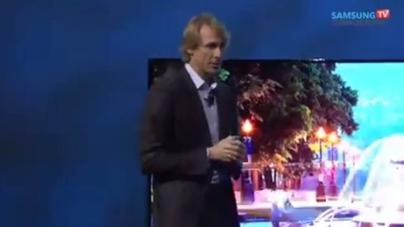 Gros moment de gêne pour Michael Bay au CES 2014