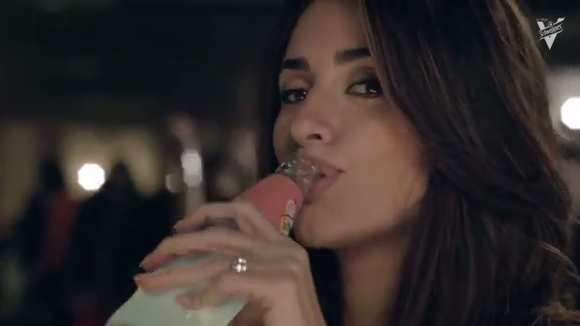 Penélope Cruz nouvelle égérie Schweppes