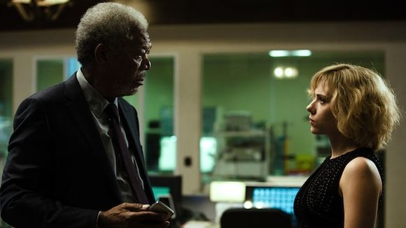 Box-office : "Lucy" leader sur les traces d'"Intouchables", "Hippocrate" démarre bien