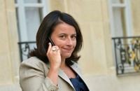 Le téléphone portable de Cécile Duflot perturbe l'interview de Jean-Michel Aphatie