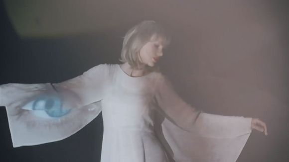 Clip de "Style" de Taylor Swift