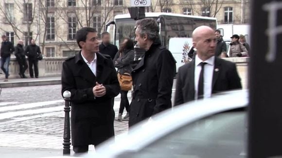 "Nicolas Sarkozy n'aime pas les gens" selon Manuel Valls dans "Conversation secrète"