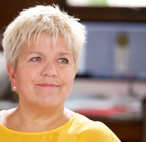 Mimie Mathy dans "Joséphine, ange gardien"