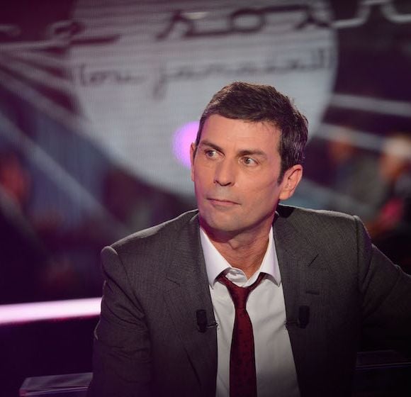 Frédéric Taddeï présente "Ce soir (ou jamais !)" depuis 2006