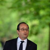 "Ca va mieux" pour Hollande, "Ca ne va pas mieux" pour 86% des Français