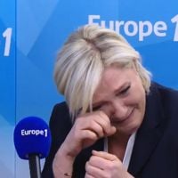 Marine Le Pen pleure de rire face à Nicolas Canteloup