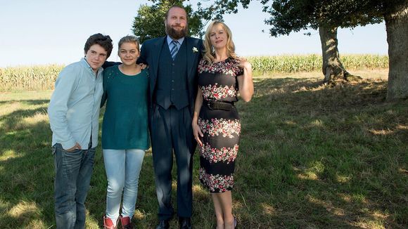 "La Famille Bélier" : France 2 dégaine le film événement avec Louane ce soir