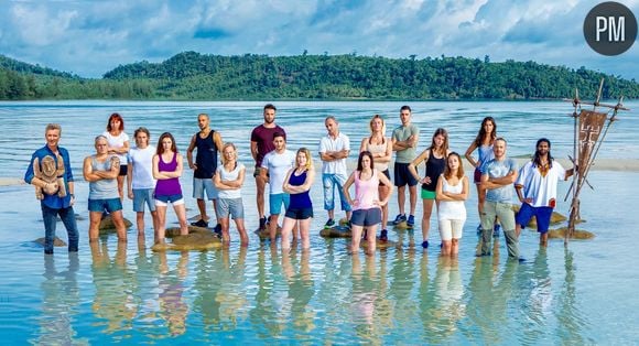 Denis Brogniart et les candidats de "Koh-Lanta Cambodge"