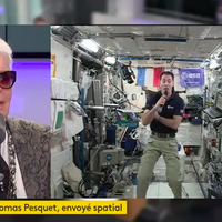 Franceinfo : Quand Karl Lagerfeld interviewe Thomas Pesquet