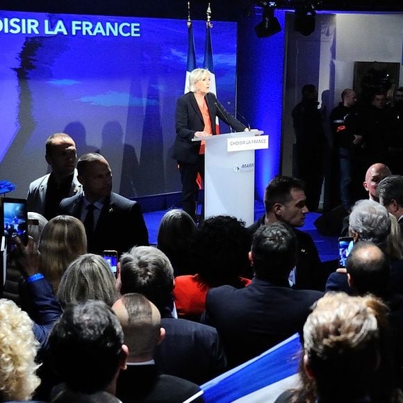 Marine Le Pen à sa soirée électorale au bois de Vincennes.