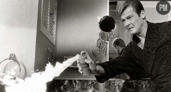 Roger Moore dans "Vivre et laisse mourir"