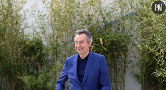 Michel Denisot présente "Le journal du festival" sur Canal+