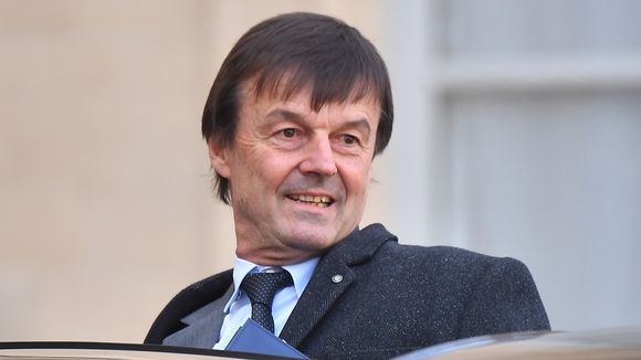 Accusé de violences sexuelles, Nicolas Hulot porte plainte contre "Ebdo"