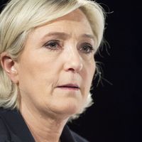 Comptes de campagne : Marine Le Pen attaque "Le Monde" en diffamation