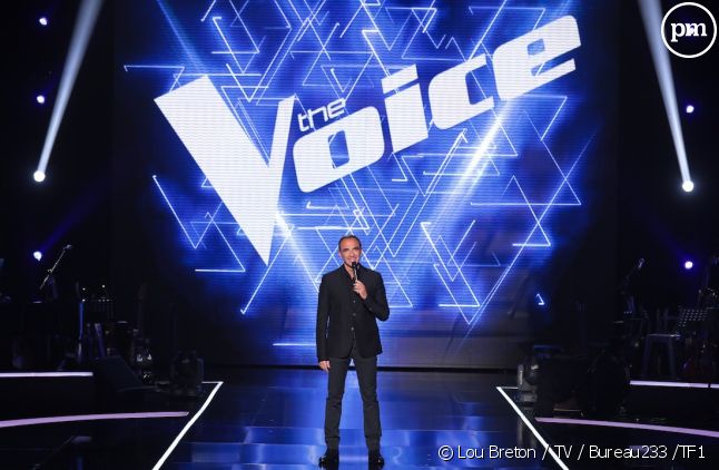 Nikos Aliagas sur le plateau de la saison 7 de "The Voice"