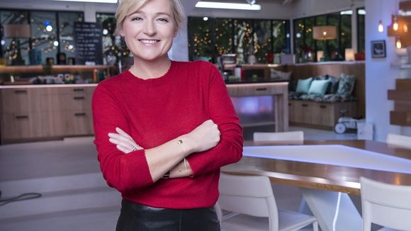 Invités : "C à vous" reçoit Anne Nivat et Didier Barbelivien