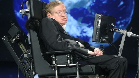 Stephen Hawking : "Les Simpson" rendent hommage au scientifique samedi sur W9