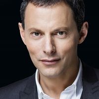 "Le Divan" : Marc-Olivier Fogiel de retour pour un prime événementiel en juin sur France 3