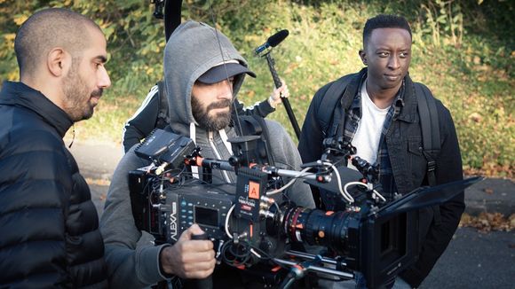 "Access" : La série de C8 avec Ahmed Sylla se dévoile dans un premier teaser
