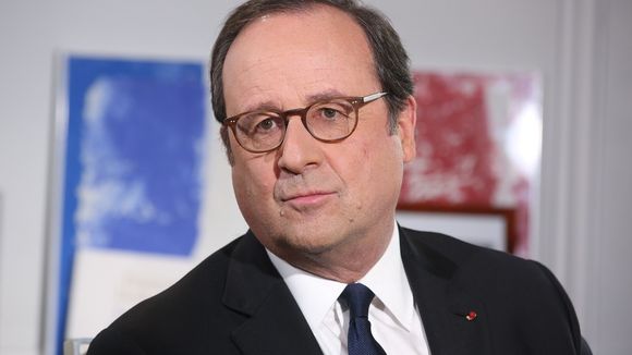 François Hollande raillé pour ses dédicaces à Leclerc : Son PDG prend la défense de l'ancien président