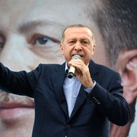 "Le dictateur" : Colère des partisans d'Erdogan contre "Le Point"