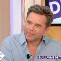 Guillaume de Tonquédec très ému sur le plateau de "C à vous"