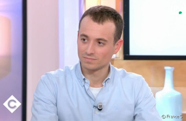Hugo Clément dans "C à vous"