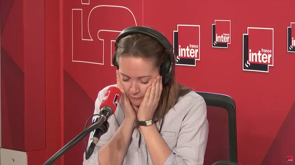 Charline Vanhoenacker se paye Bernard Guetta sur France Inter.