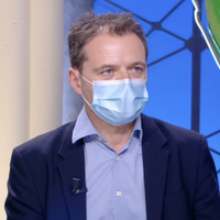 "Quotidien" : Un médecin appelle ses confrères à "arrêter de dire n'importe quoi sur les plateaux de télévision"