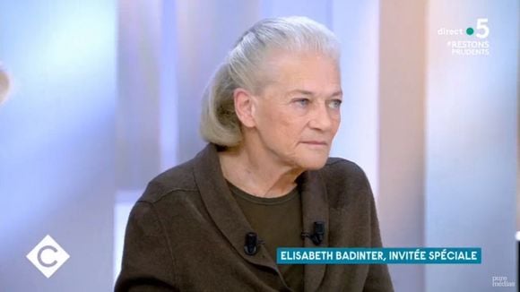 "C à vous" : Elisabeth Badinter trouve "lamentable" que les féministes soient si "silencieuses" sur l'affaire Mila