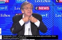 "Ils ne vont pas donner la parole aux bourreaux !" : Alain Finkielkraut dézingue "C Politique" et "C l'hebdo"