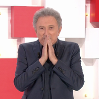 "Vous avez du chagrin, nous aussi" : Michel Drucker rend hommage à Jean-Pierre Pernaut sur France 2