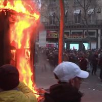 "Les casseurs font la Une" : Des journalistes de France Télévisions dénoncent le "mauvais traitement" des manifestations