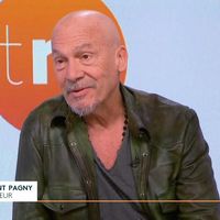 "La chimio est derrière moi" : Florent Pagny se confie sur son combat contre le cancer dans "Télématin"