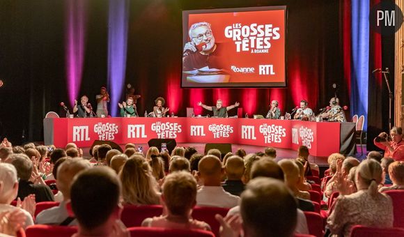 Le théâtre municipal de Roanne accueille "Les grosses têtes" de RTL le mercredi 14 juin 2023.