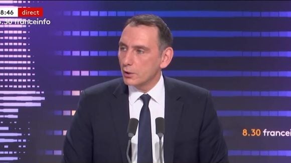 "Vous êtes invité ce matin" : Laurent Jacobelli recadré sur Franceinfo alors qu'il dénonce "une tendance à la gauche" des médias du service public