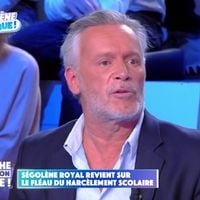 "Il voulait que je baisse mon pantalon" : Jean-Michel Maire raconte le harcèlement sexuel subi au collège dans "TPMP"