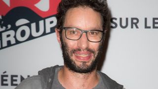 NRJ poursuivi aux prud'hommes par d'anciens salariés pour des faits de harcèlement moral visant Manu Lévy