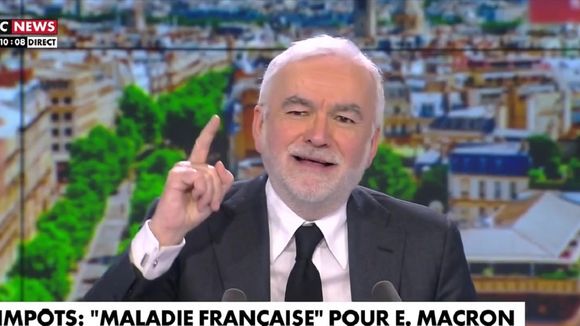 "Ils feront peut-être un peu d'audience si on y va !" : Pascal Praud tacle le choix d'Emmanuel Macron de se rendre chez BFMTV et pas CNews