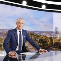 Audiences access 20h : Le JT de TF1 avec Gilles Bouleau surclasse la concurrence et devance Anne-Sophie Lapix de près d'1,4 million de téléspectateurs