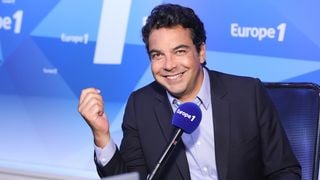 Europe 1, "un organe de propagande" : Patrick Cohen, Pascale Clark et des journalistes de la station appellent l'Arcom à "préserver l'indépendance des antennes"