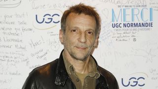 "Je pense que la pollution n'existe pas" : Une association saisit l'Arcom après les propos de Mathieu Kassovitz sur France Inter