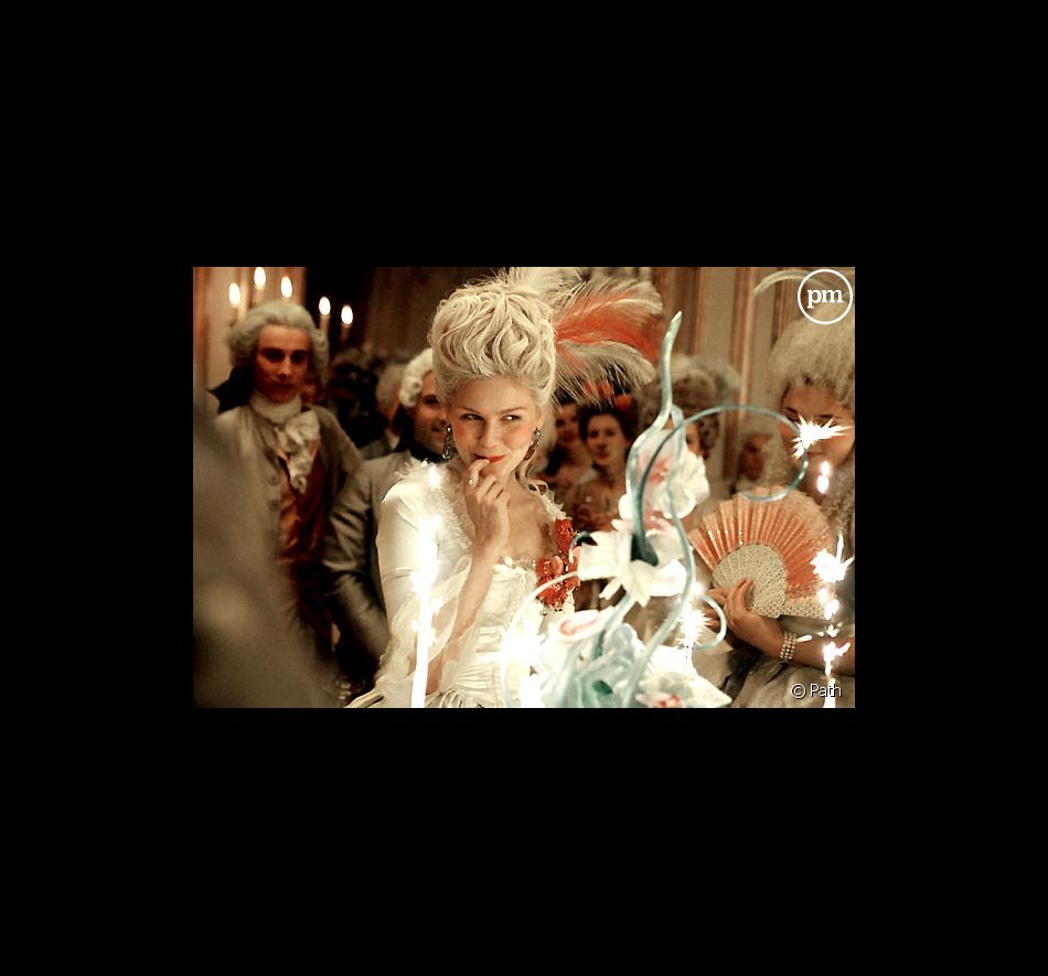 Mélange d'audace (Sofia Coppola) et de charme (Kirsten Dunst), Marie-Antoinette fait preuve d'une irrévérence royale.