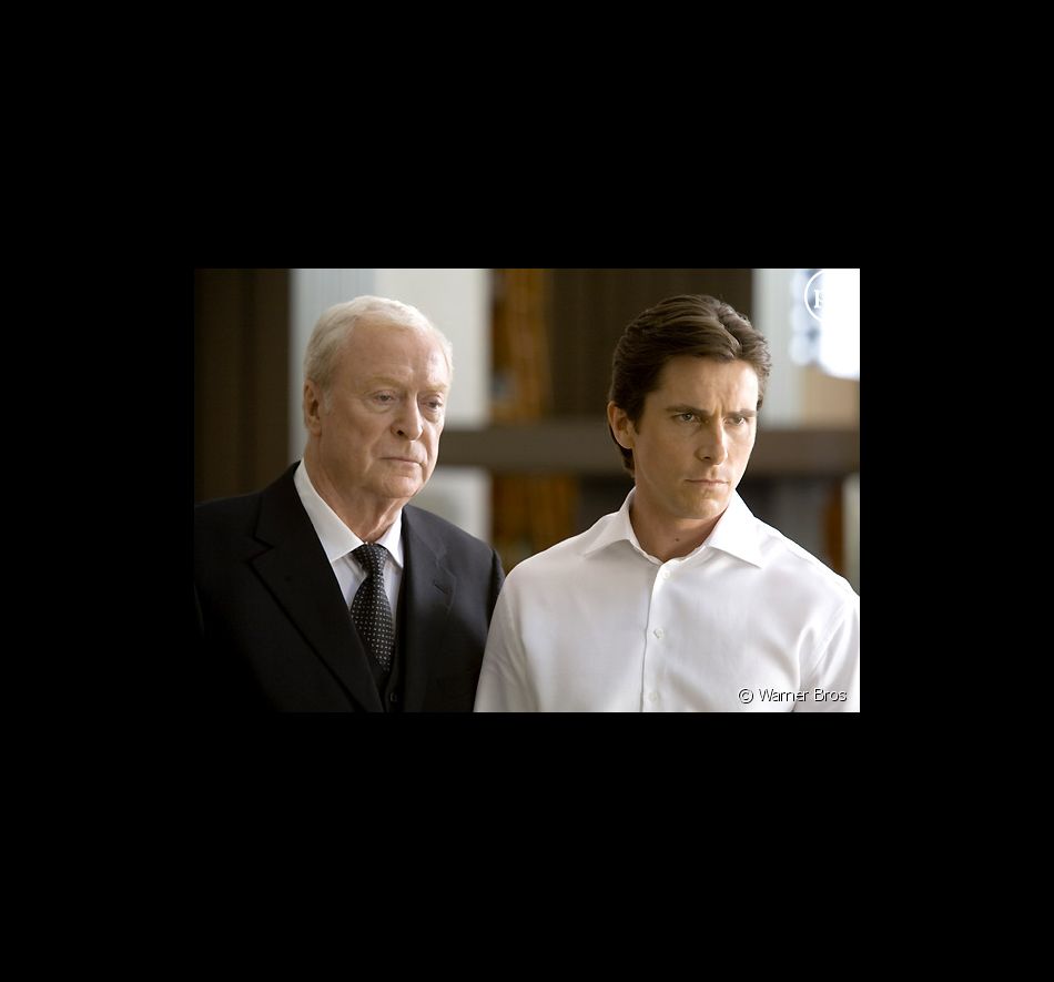 Michael Caine et Christian Bale dans "Le chevalier noir"