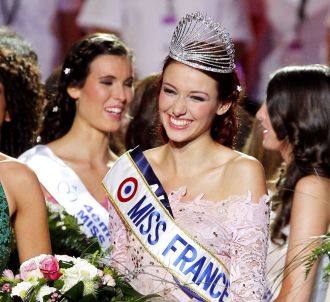 Delphine Wespiser vient d'être élue Miss France 2012.<br...