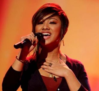 Ramiele Malubay sur le plateau d'American Idol