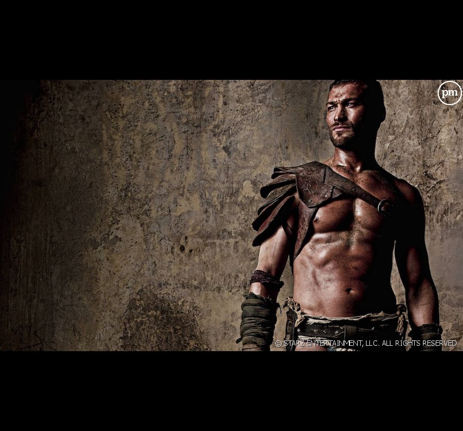 Andy Whitfield dans "Spartacus : le sang des gladiateurs" saison 1